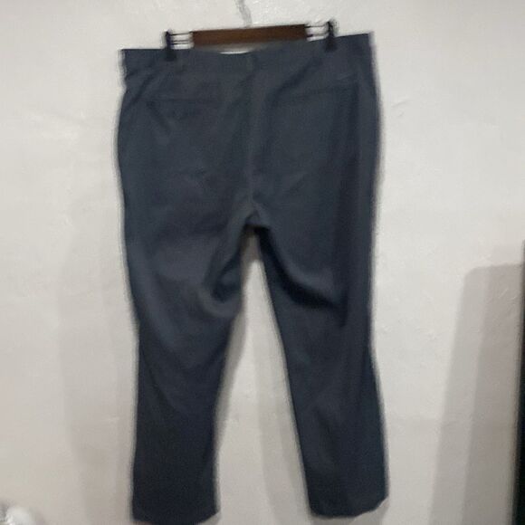 Nike golf pants grey size 38 X 30 Dri-Fit - Picture 2 of 6